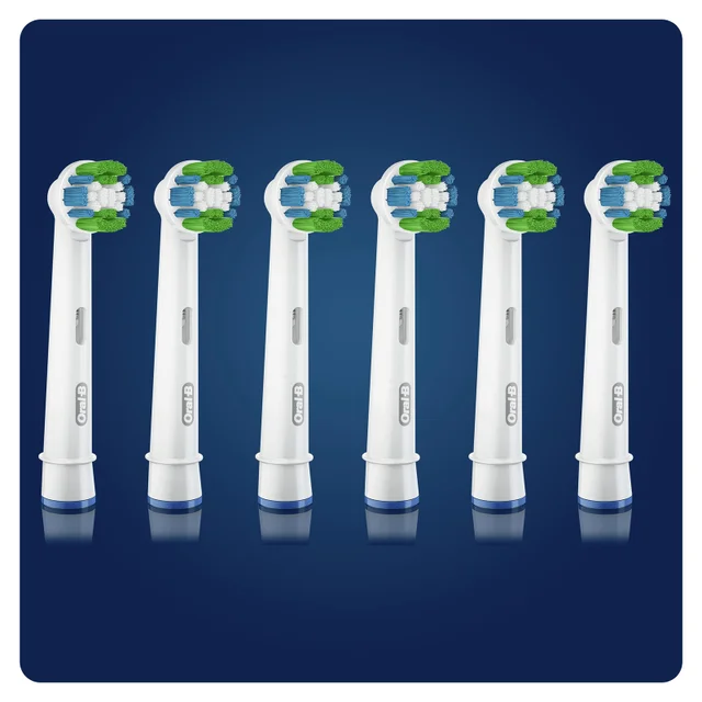 Oral-B Precision Clean Toothbrush Head with CleanMaximiser Technology, Pack of 6 Counts