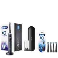 Oral B iO7 Black Electric Toothbrush with Travel Case & Toothbrush Heads Bundle (Pack of 4) - Black