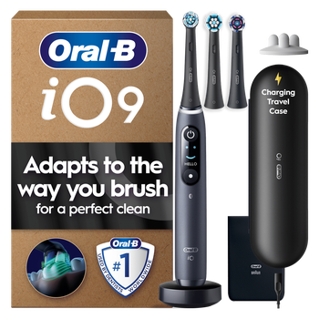 Oral-B iO9 Black Oynx Electric Toothbrush + Travel Case + 2 Toothbrush Heads