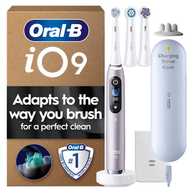 Oral-B iO9 toothbrush packaging, emphasizing its ability to adapt to the way you brush for a perfect clean.