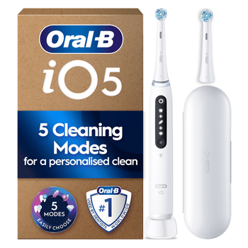 Oral-B iO5 Quite White Electric Toothbrush + Travel Case + 1 Toothbrush Head