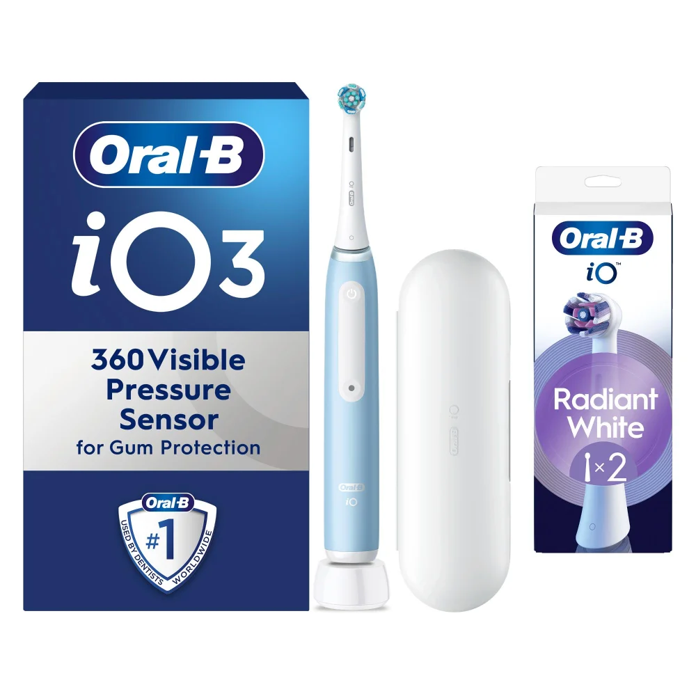 Oral-B iO3 Ice Blue with Travel Case +2 Refills (Radiant White) Image 1