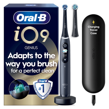 Oral-B iO9 Black Oynx Electric Toothbrush + Travel Case + 1 Toothbrush Head