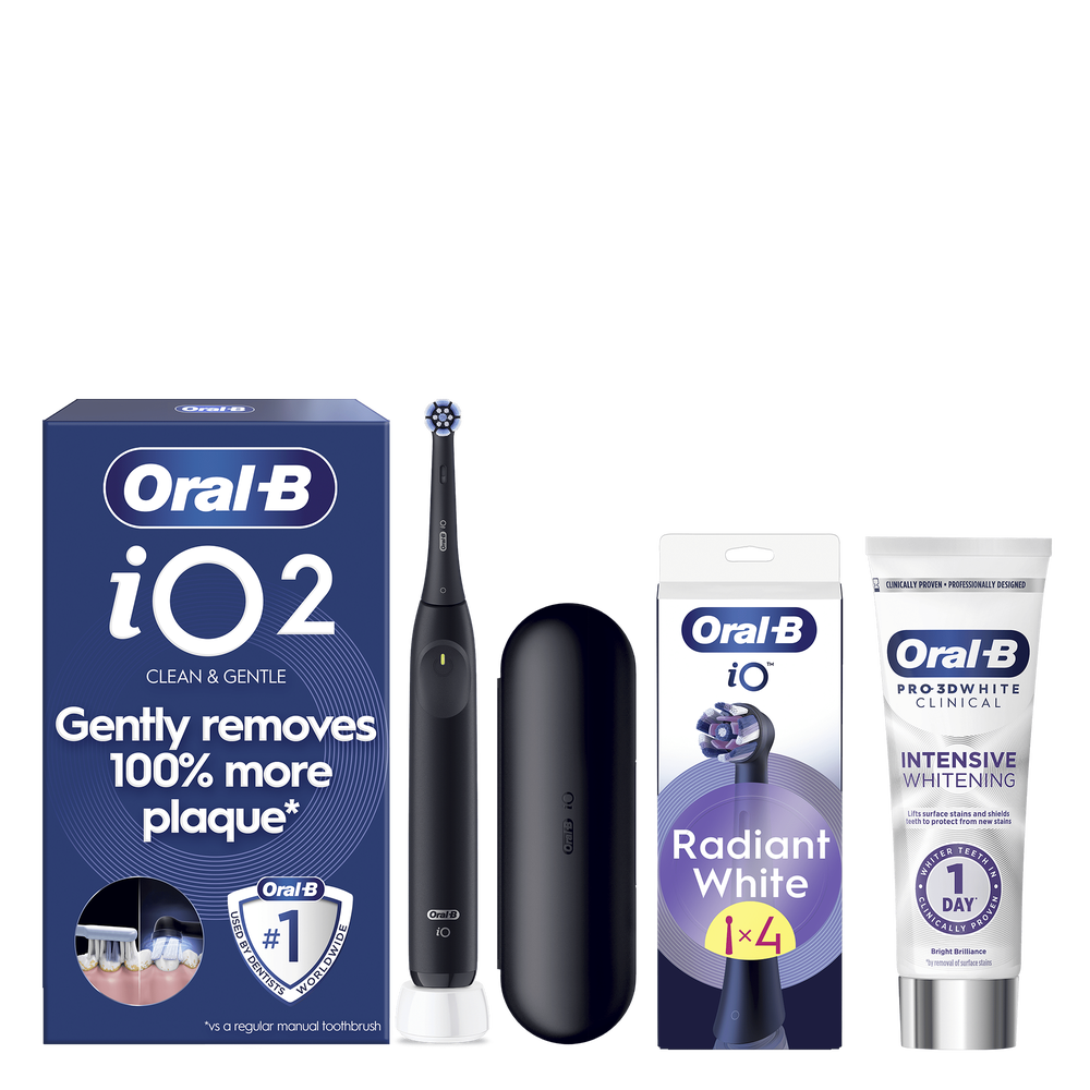 Oral-B iO2 Whiter Teeth Bundle
