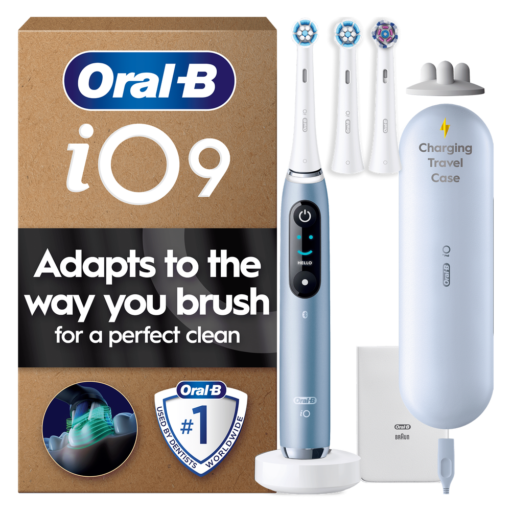 Oral-B iO9 toothbrush packaging highlighting its ability to adapt to the way you brush for a perfect clean.